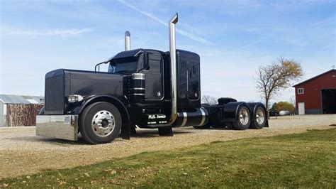 Store hours are from 7am to 5pm on Monday through Friday and 8am to 12pm on. . Peterbilt dealership near me